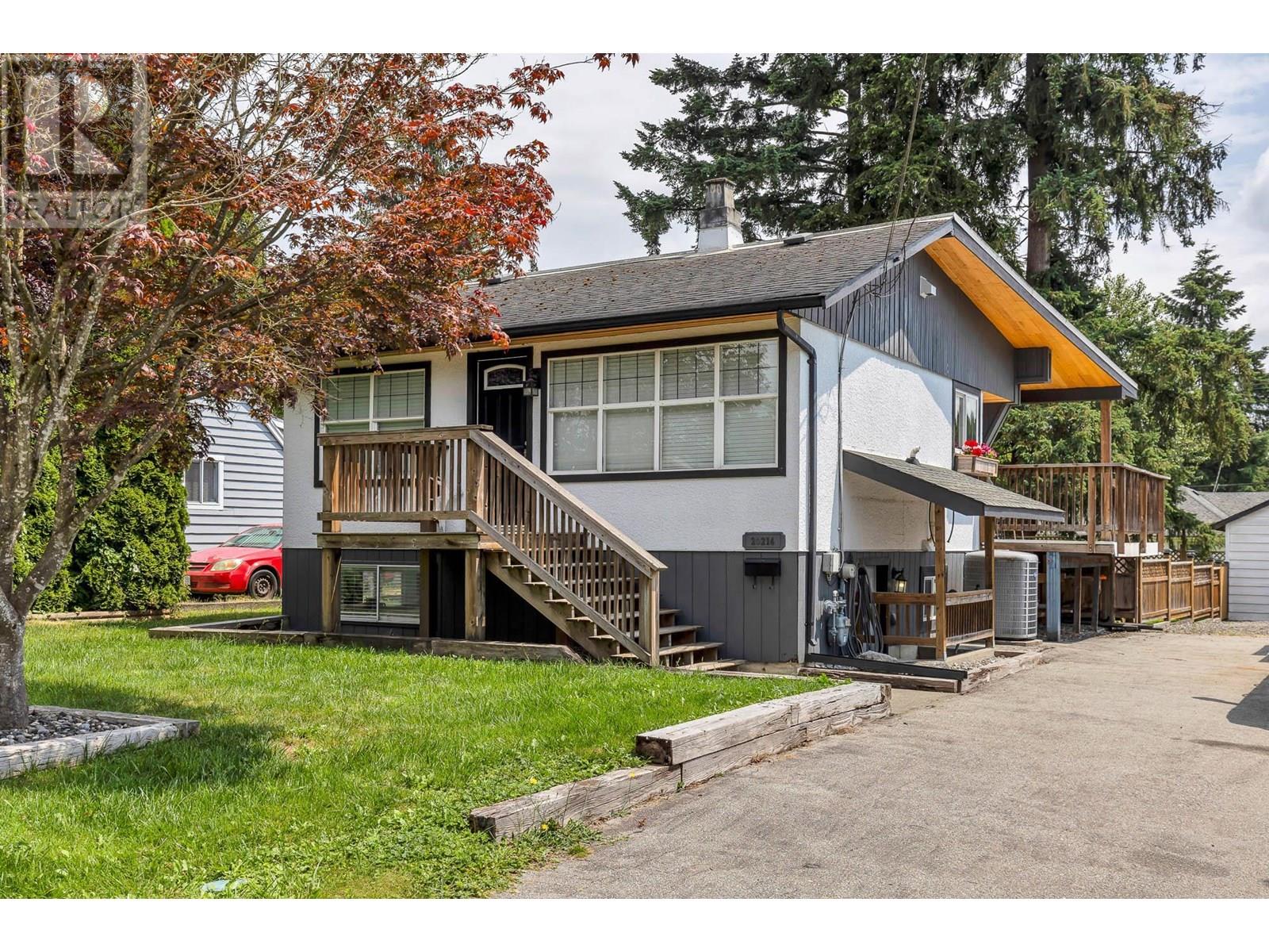 Property at 20214 WANSTEAD STREET image 1