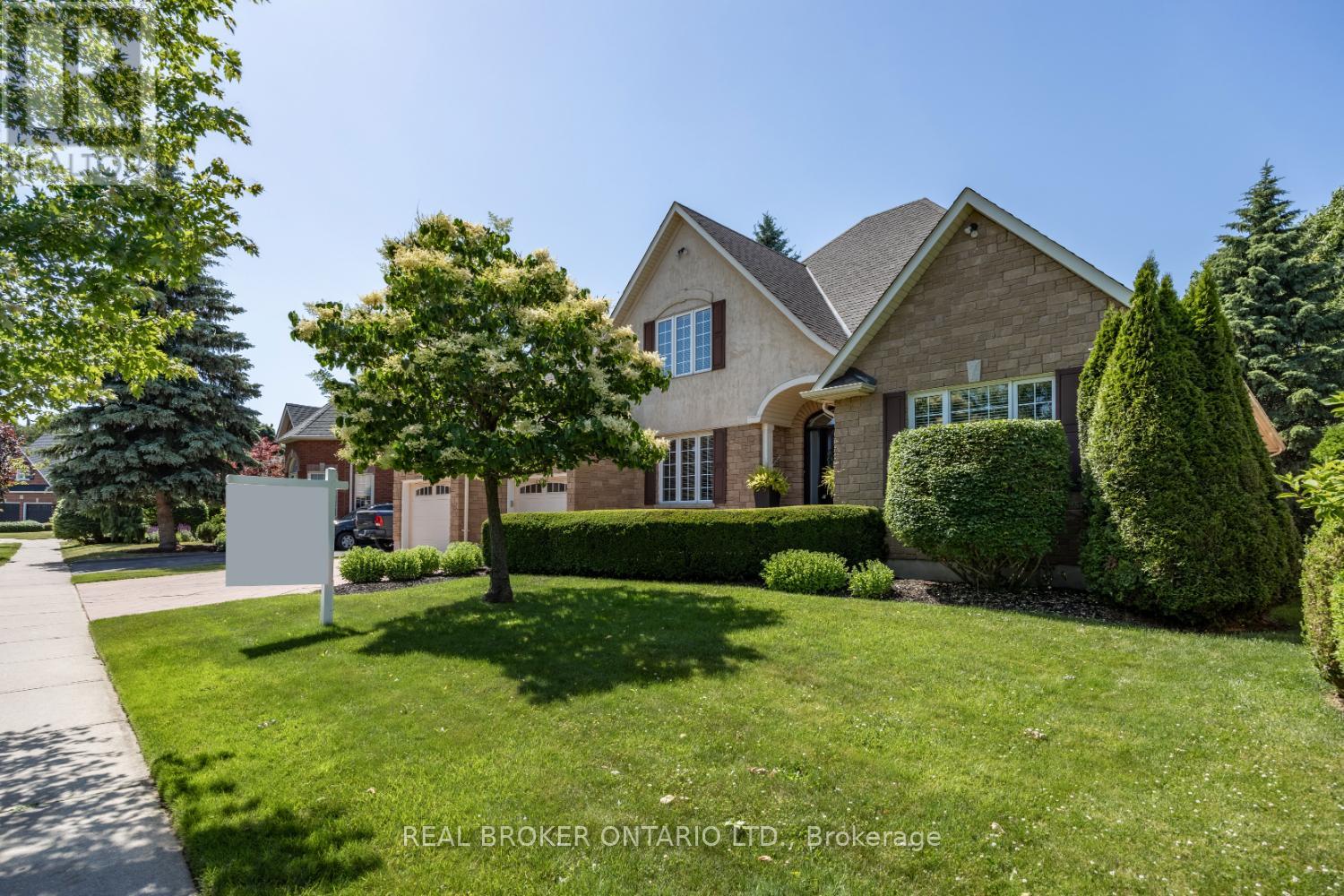 Property at 24 WORTHINGTON DRIVE image 5