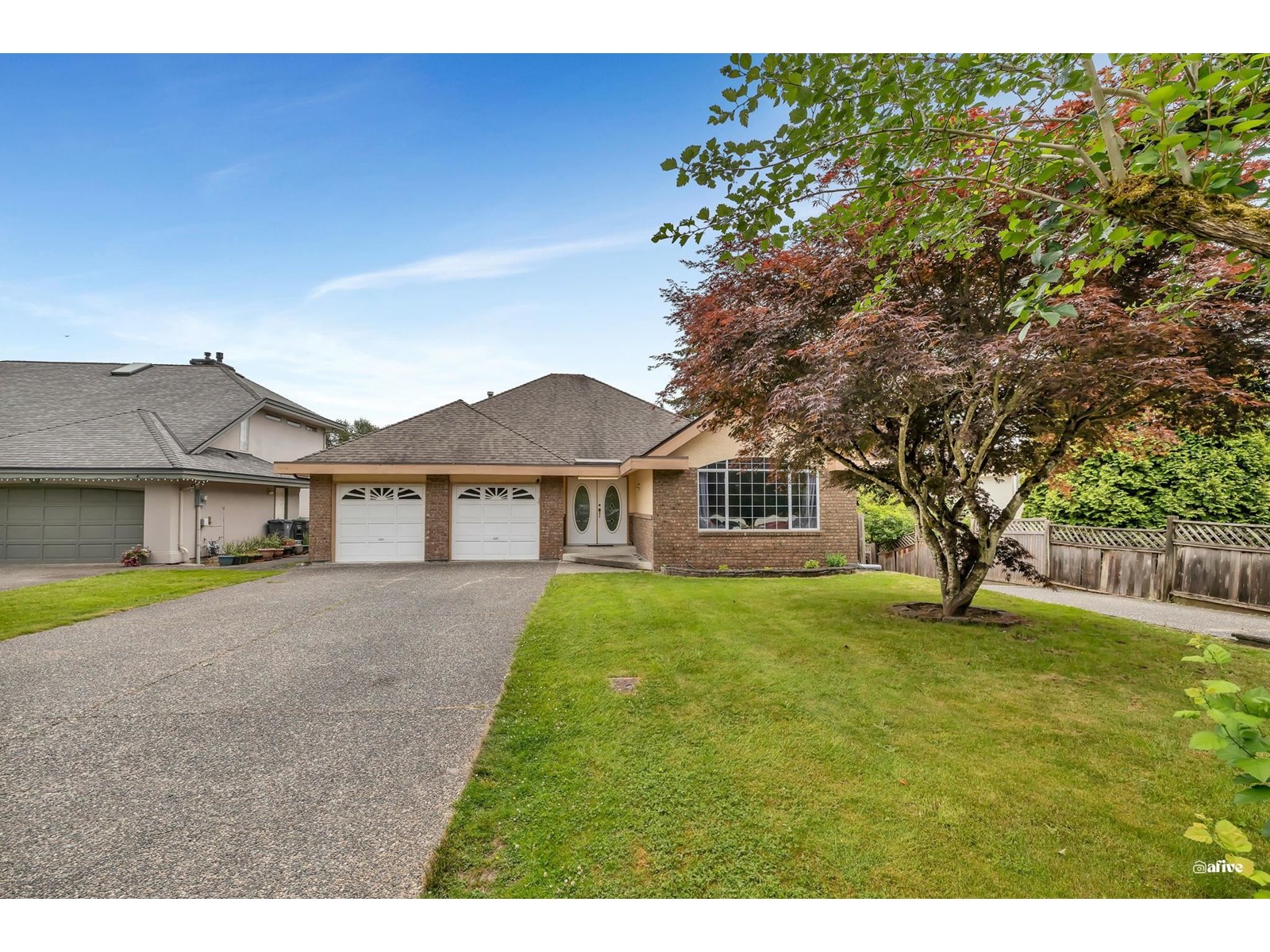 9416 163A STREET, Surrey, British Columbia