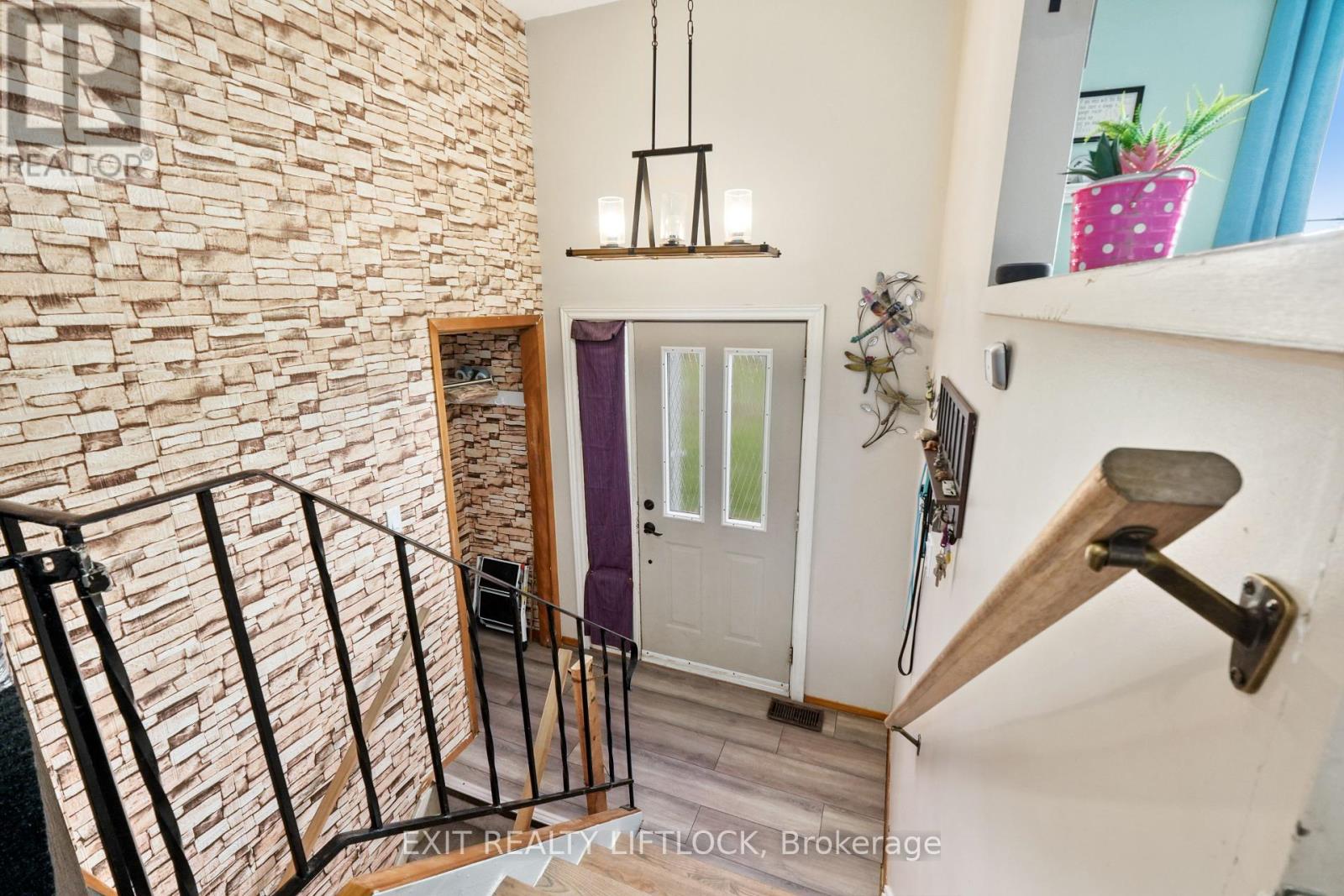 Property at 1688 TARA ROAD image 3