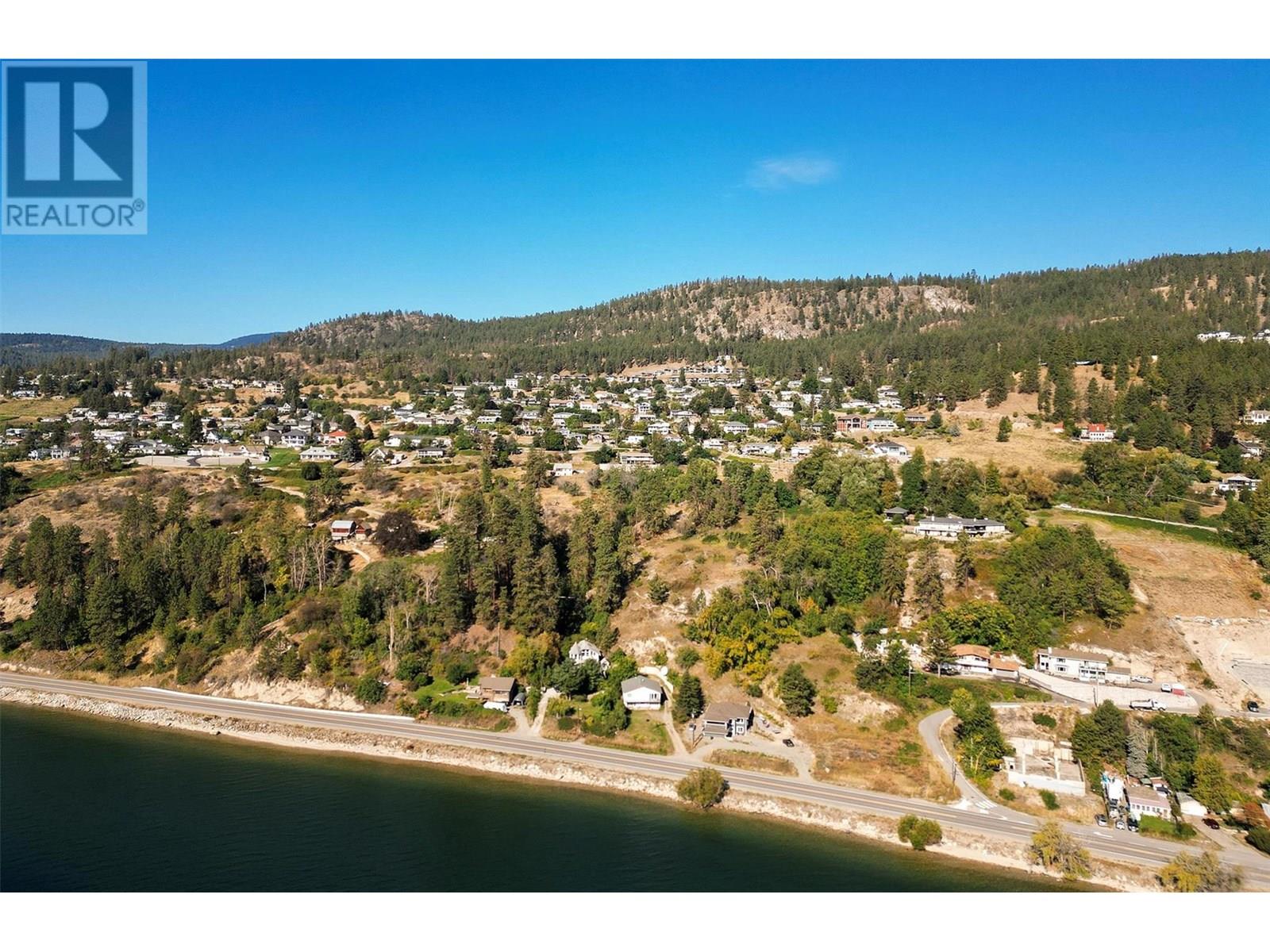 4649 Princeton Avenue, Peachland, British Columbia  V0H 1X7 - Photo 4 - 10353595