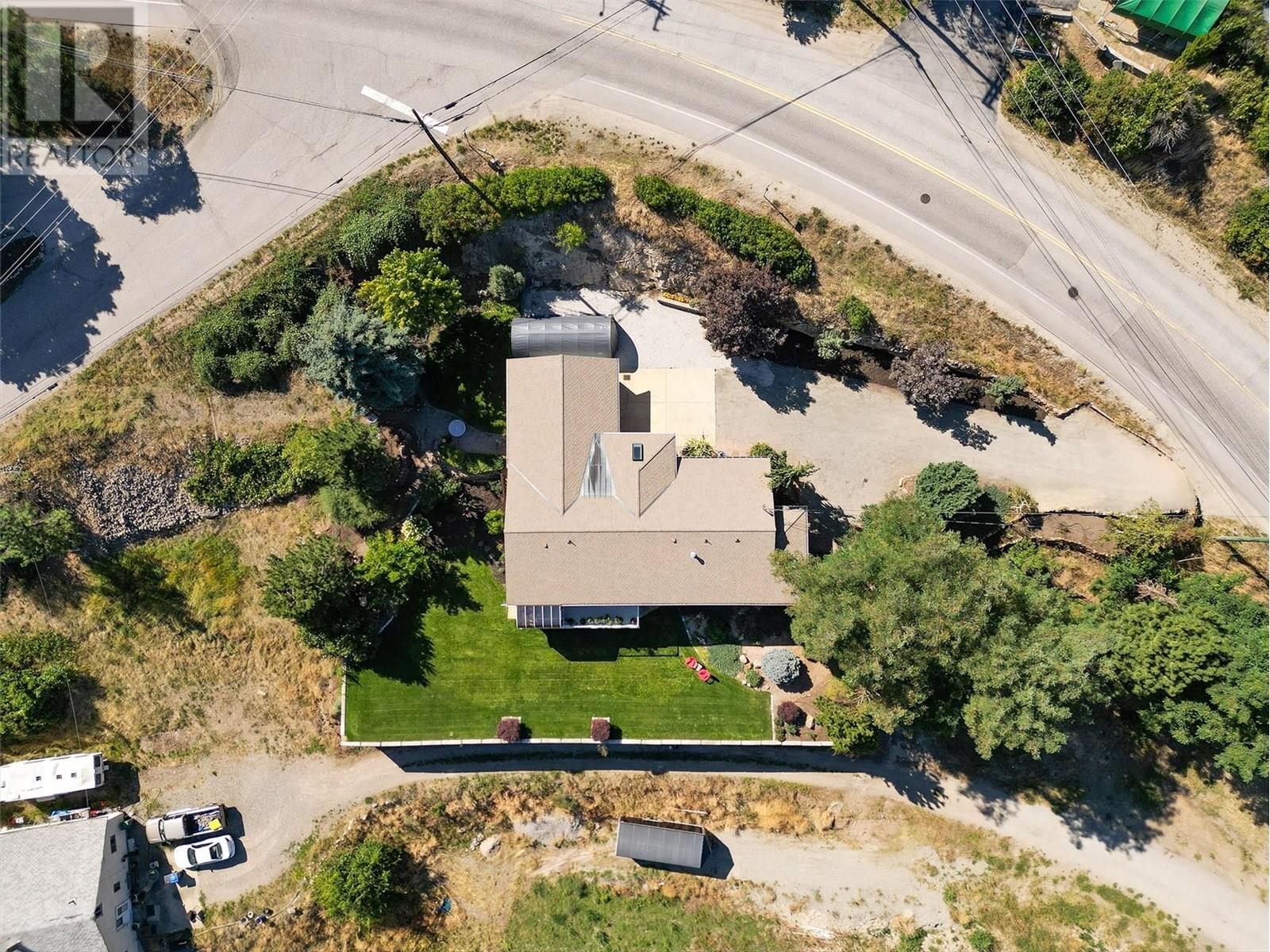 4649 Princeton Avenue, Peachland, British Columbia  V0H 1X7 - Photo 8 - 10353595