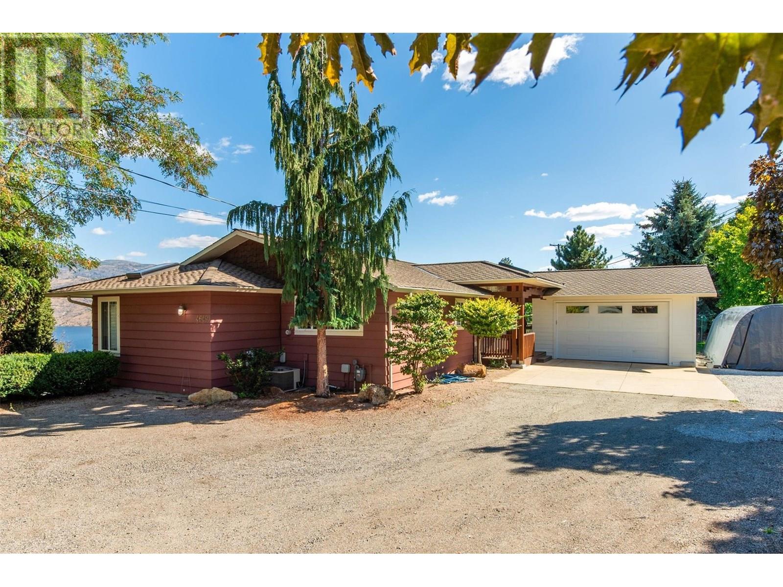 4649 Princeton Avenue, Peachland, British Columbia  V0H 1X7 - Photo 12 - 10353595