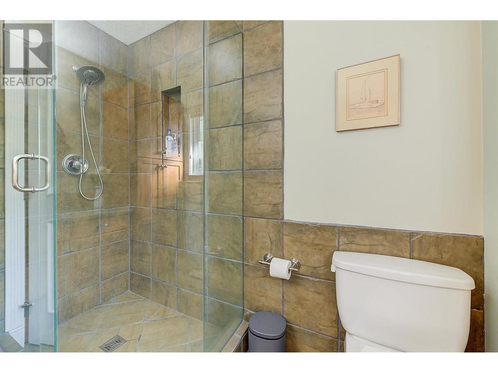 4649 Princeton Avenue, Peachland, British Columbia  V0H 1X7 - Photo 53 - 10353595