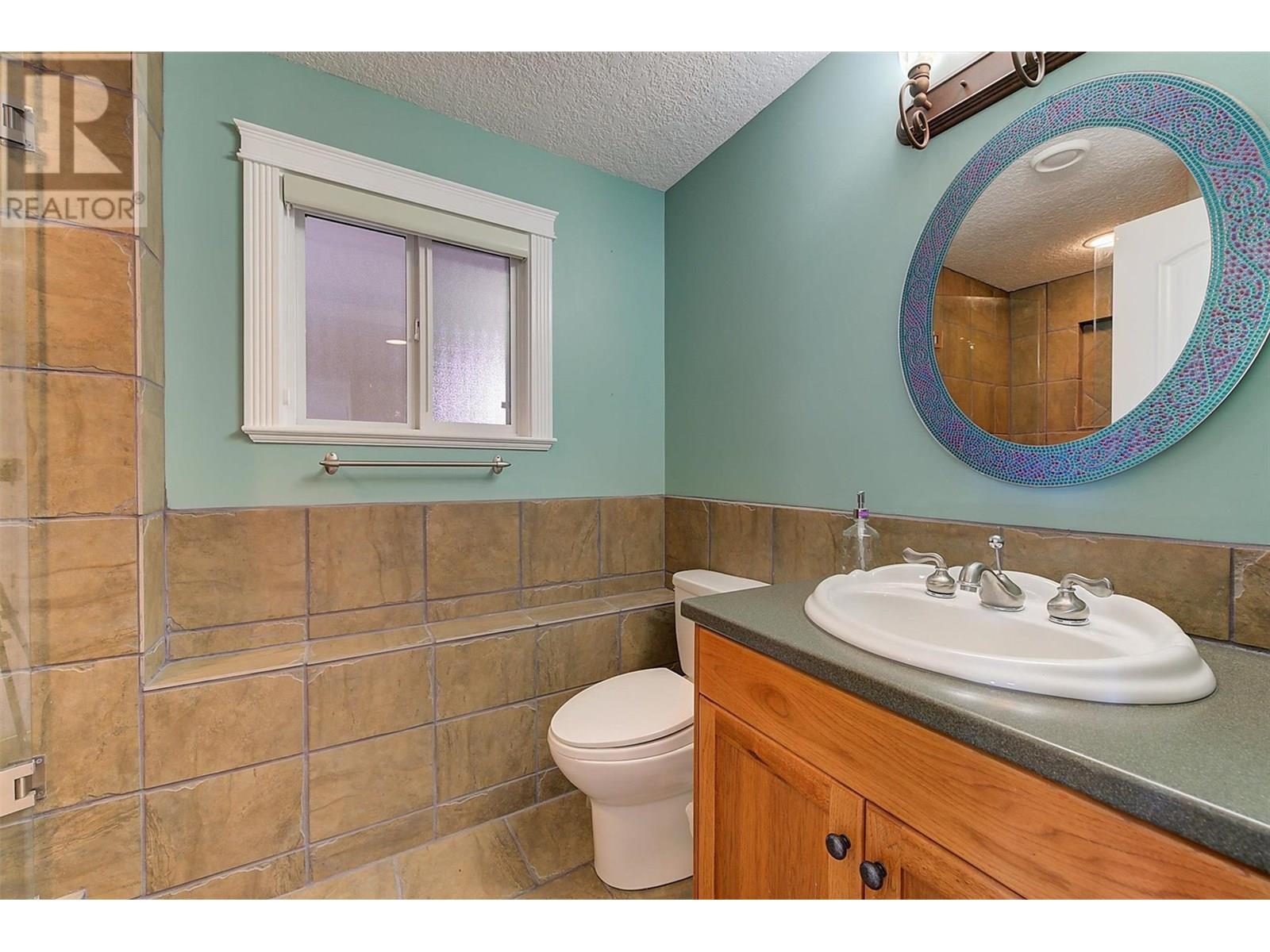 4649 Princeton Avenue, Peachland, British Columbia  V0H 1X7 - Photo 75 - 10353595