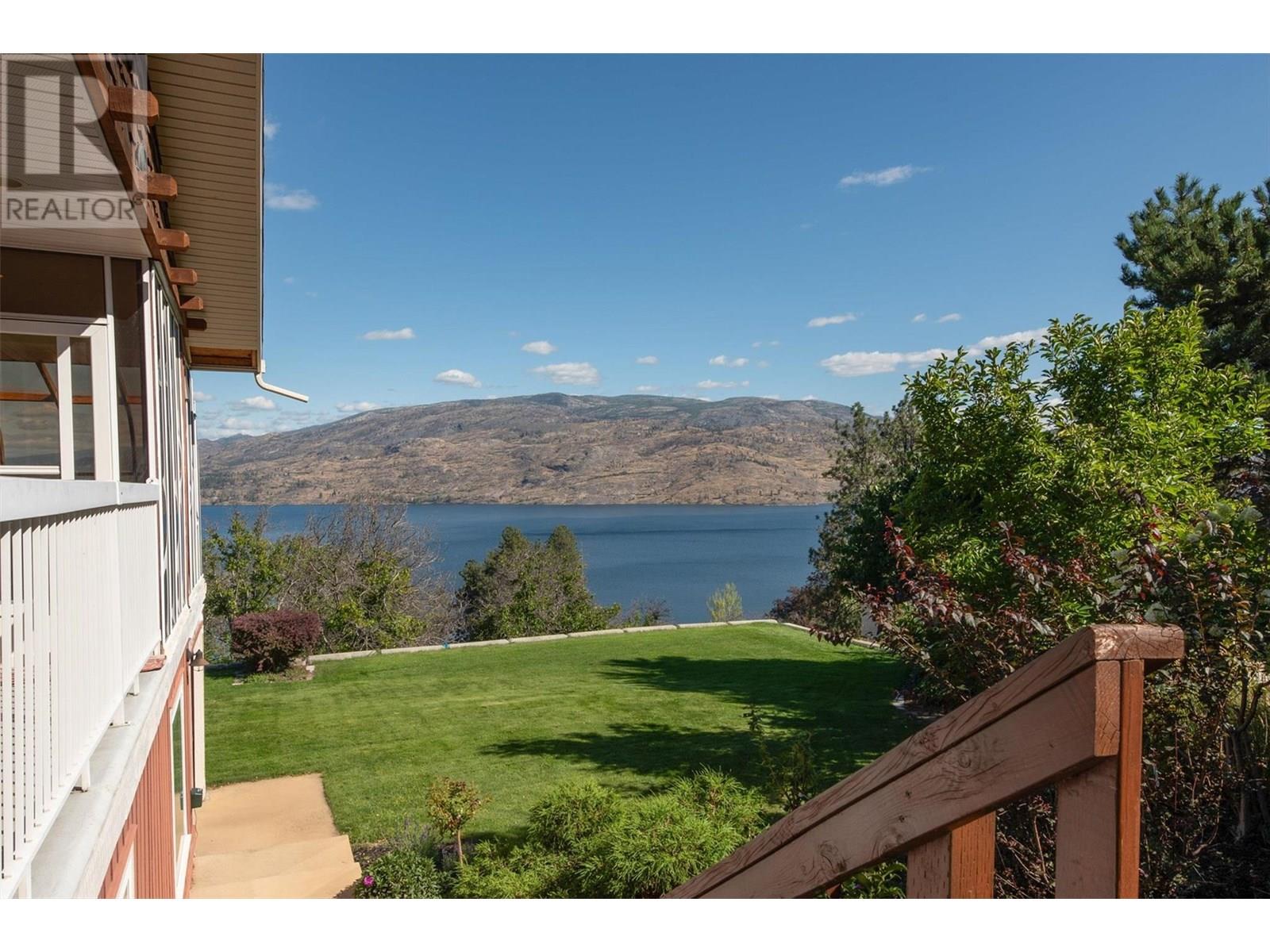 4649 Princeton Avenue, Peachland, British Columbia  V0H 1X7 - Photo 37 - 10353595