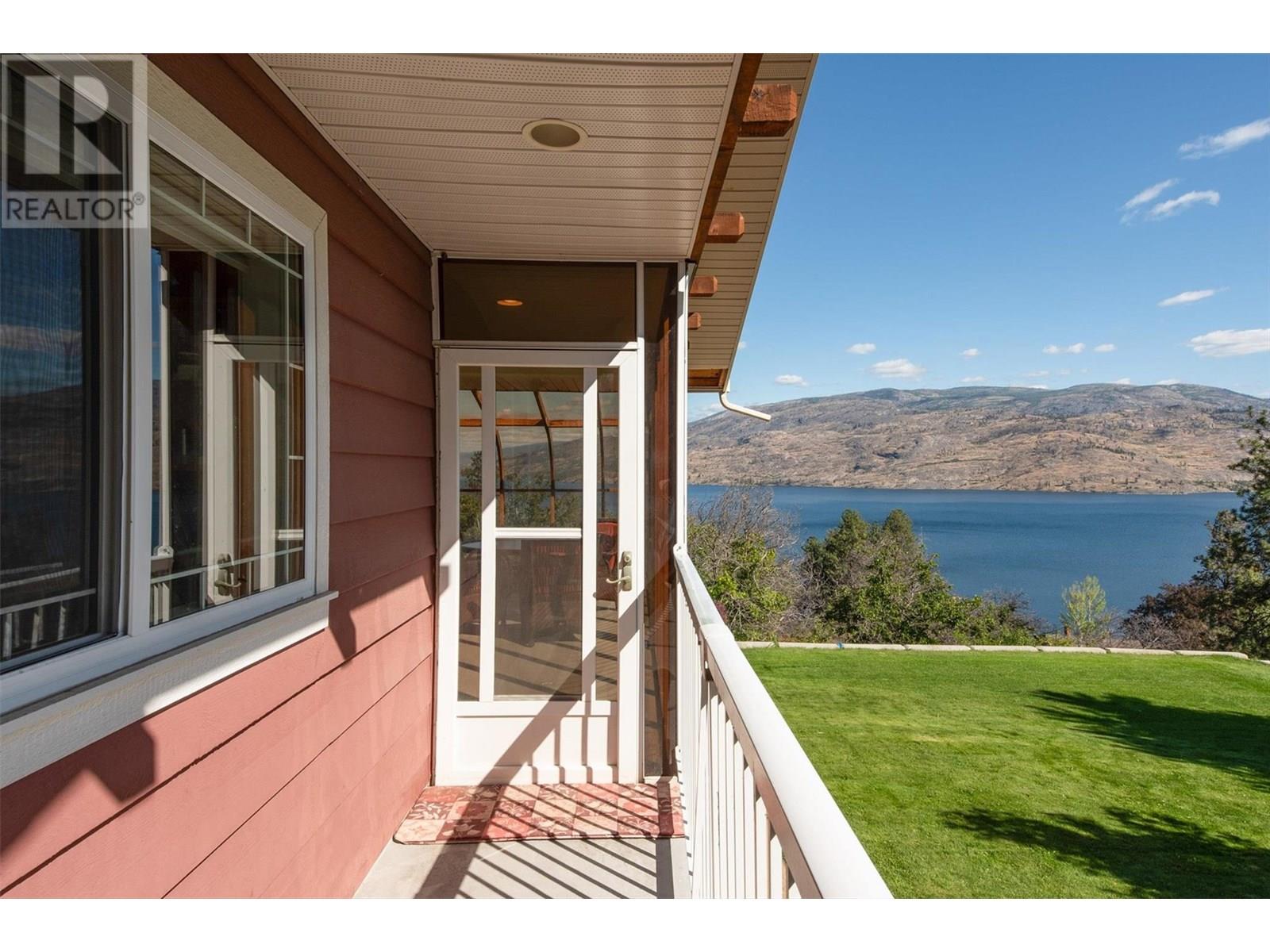 4649 Princeton Avenue, Peachland, British Columbia  V0H 1X7 - Photo 36 - 10353595