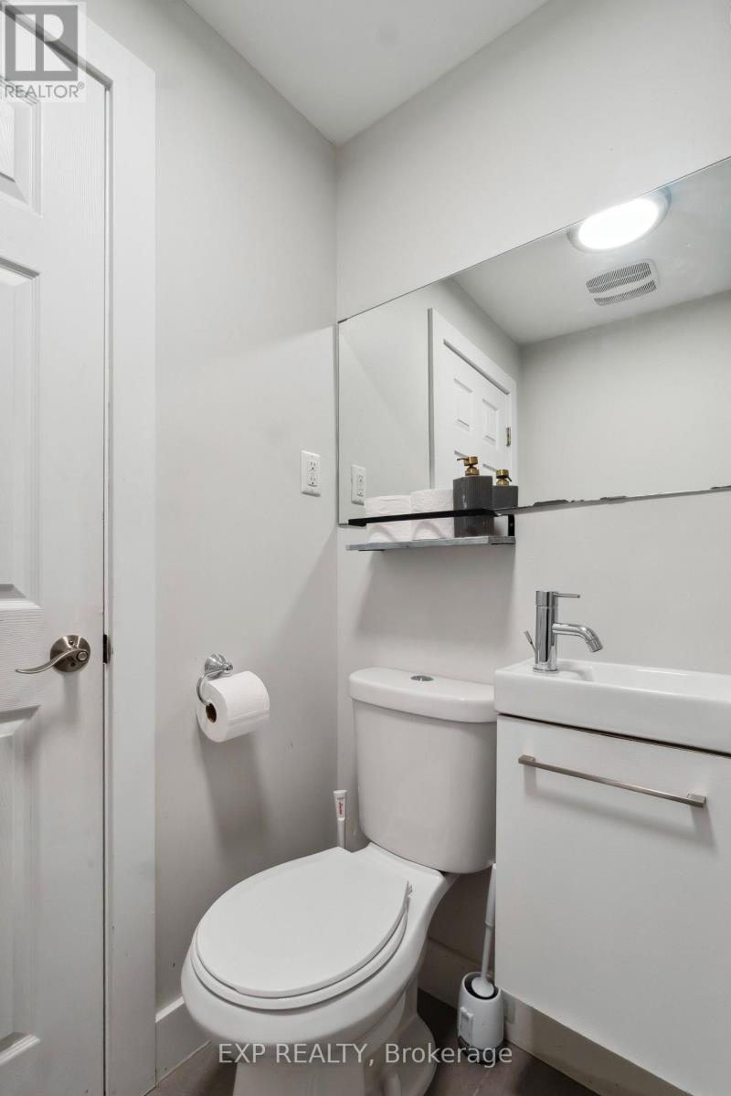 184 Murray Street, Ottawa, Ontario  K1N 5M8 - Photo 13 - X12242901