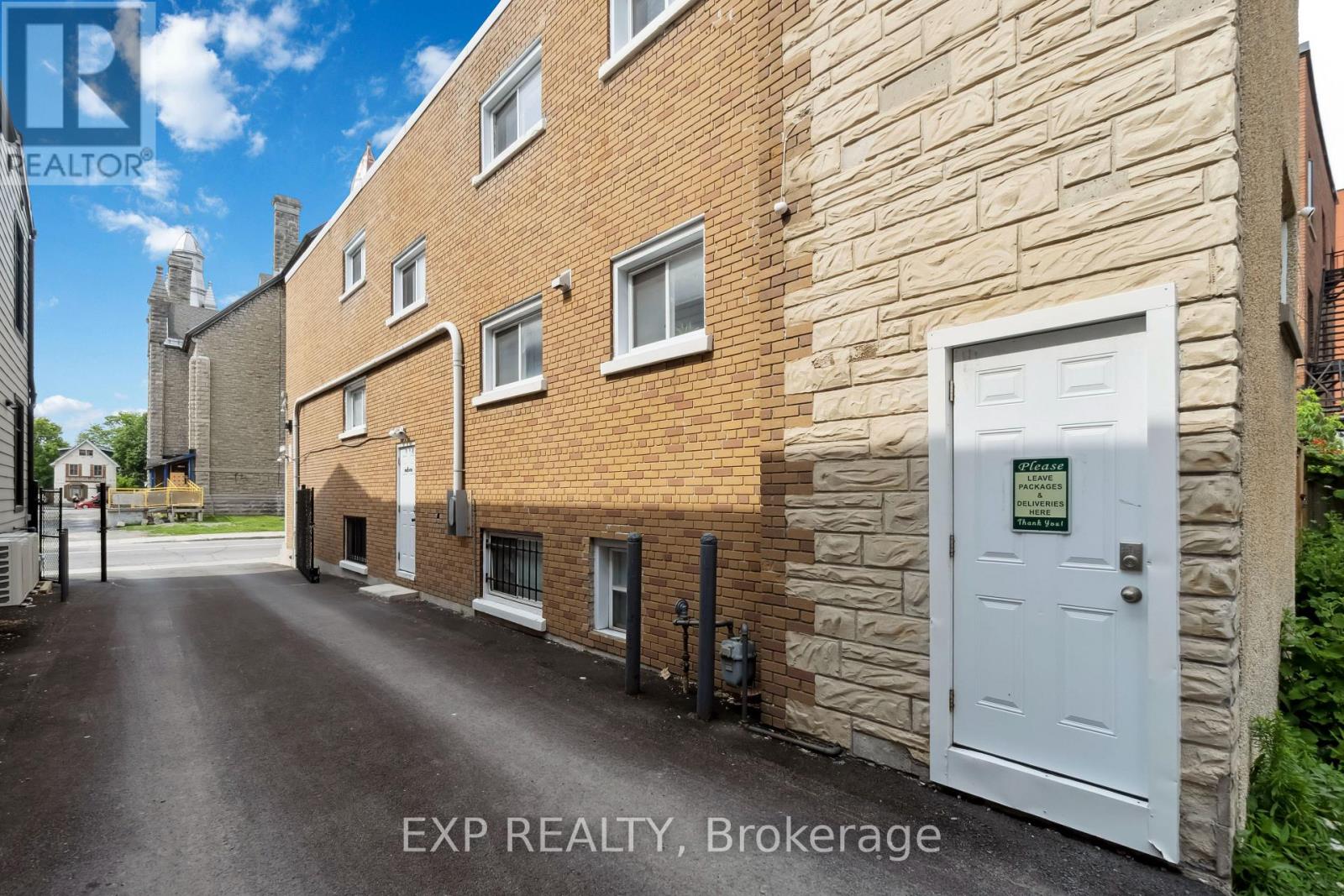184 Murray Street, Ottawa, Ontario  K1N 5M8 - Photo 14 - X12242901