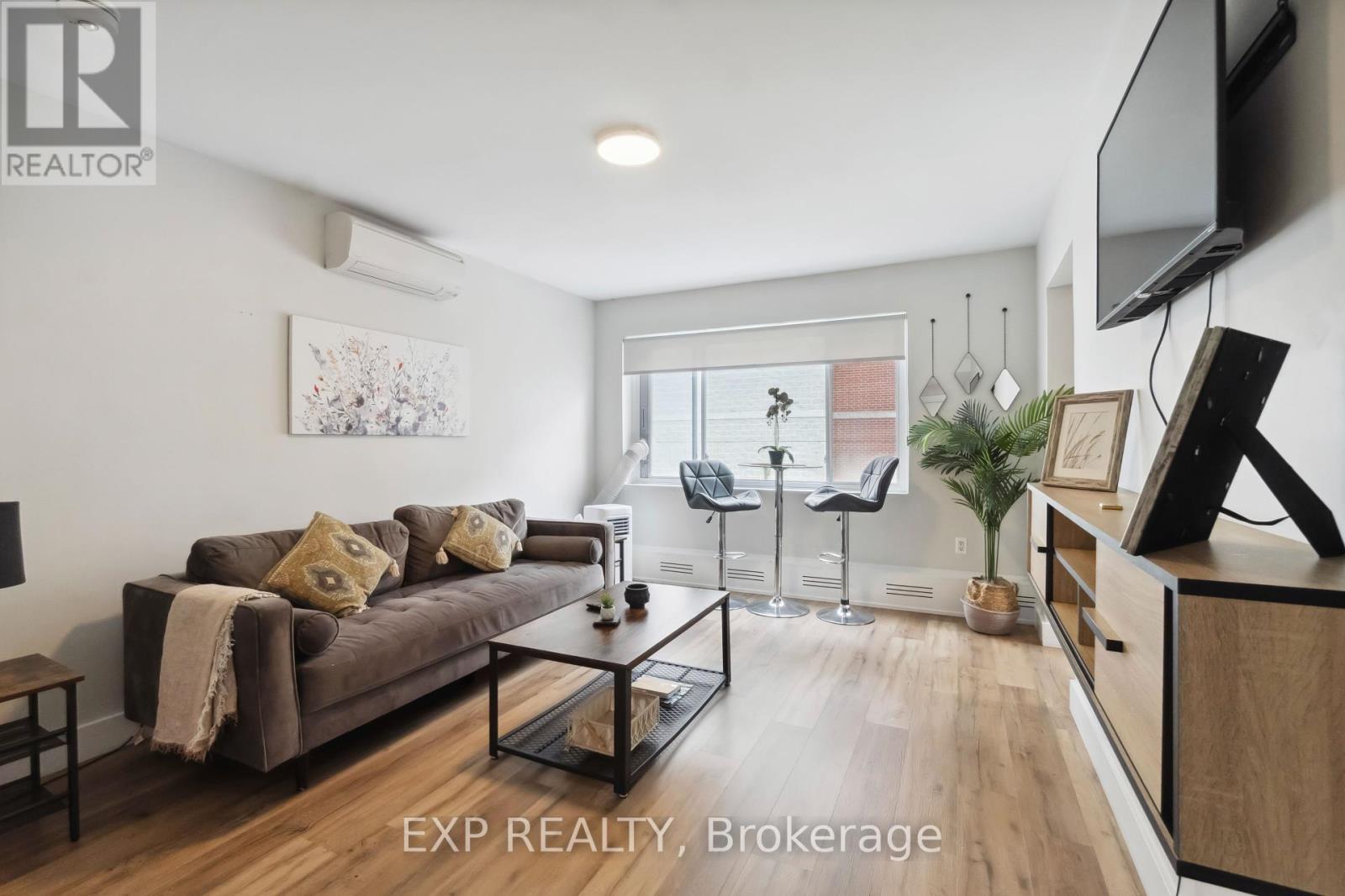 Property at 184 MURRAY STREET image 4