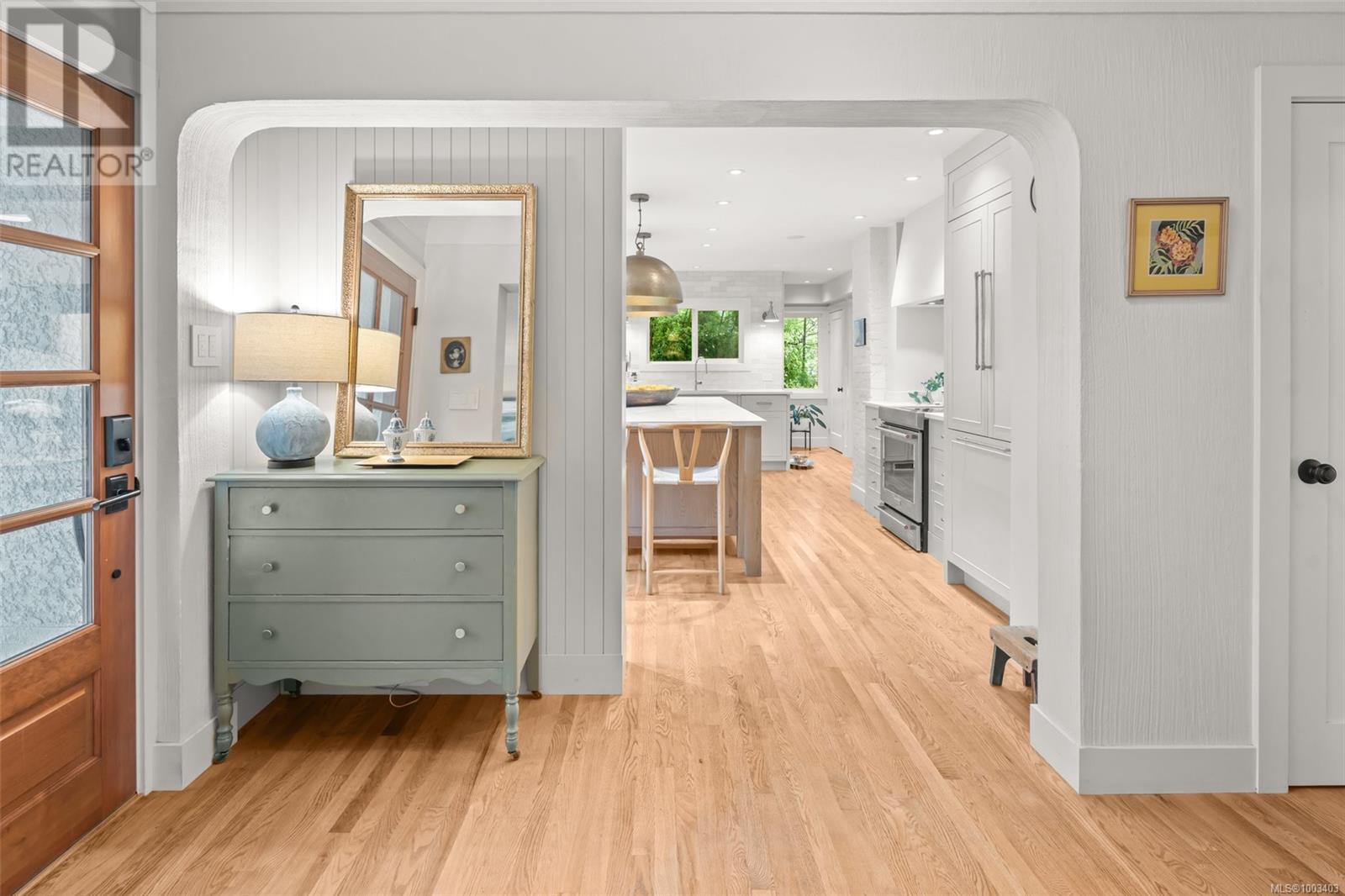 2620 Margate Ave, Oak Bay, British Columbia  V8S 3A5 - Photo 10 - 1003403