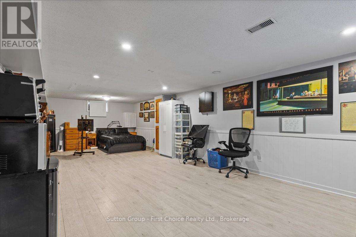 113 Whitelock Street S, Stratford, Ontario  N5A 1T2 - Photo 32 - X12242936