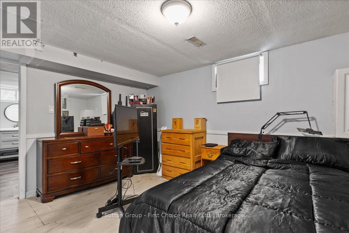 113 Whitelock Street S, Stratford, Ontario  N5A 1T2 - Photo 33 - X12242936