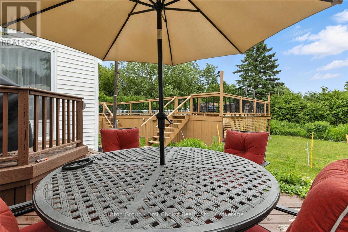113 Whitelock Street S, Stratford, Ontario  N5A 1T2 - Photo 41 - X12242936