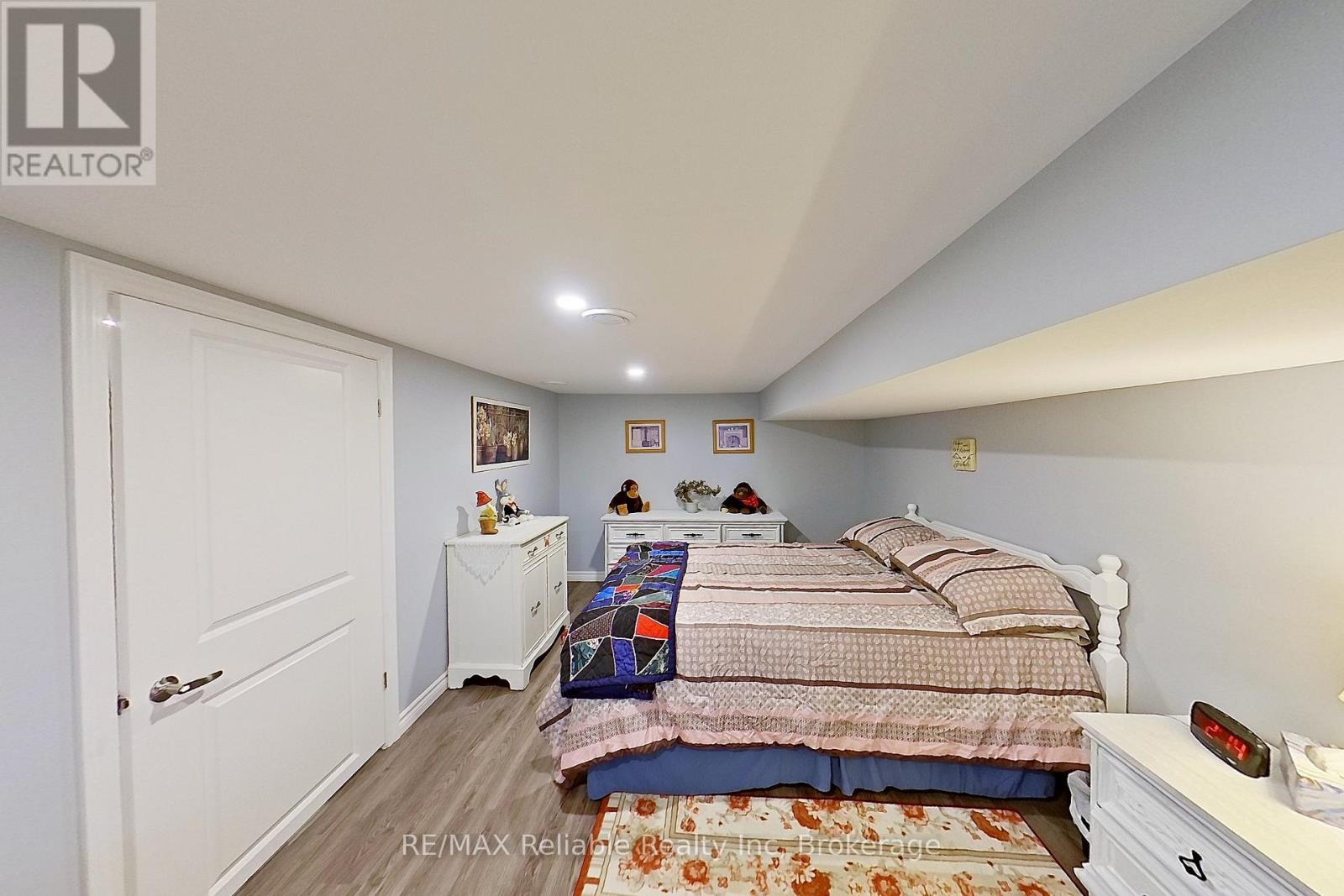 182 Jarvis Street S, Huron East, Ontario N0K 1W0 - Photo 30 - X12242959