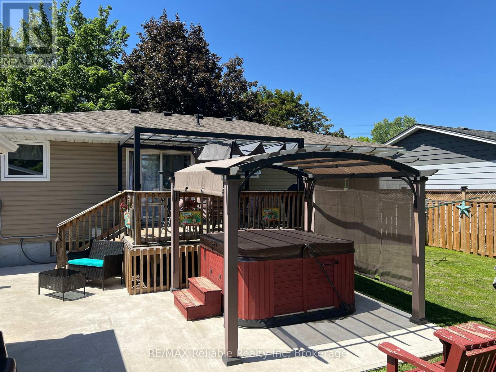 182 Jarvis Street S, Huron East, Ontario N0K 1W0 - Photo 39 - X12242959