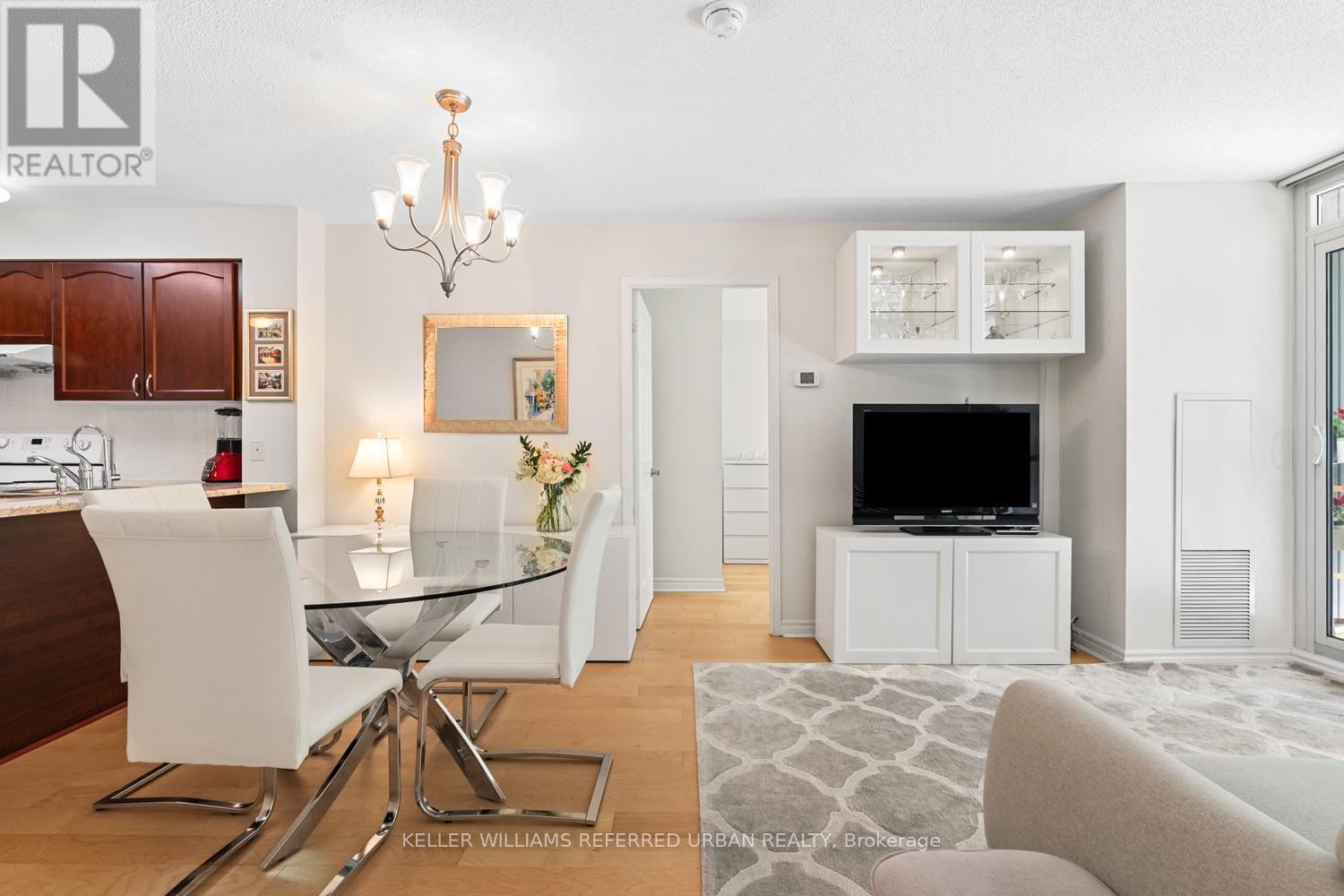 211 - 35 Hollywood Avenue, Toronto, Ontario  M2N 0A9 - Photo 11 - C12242968