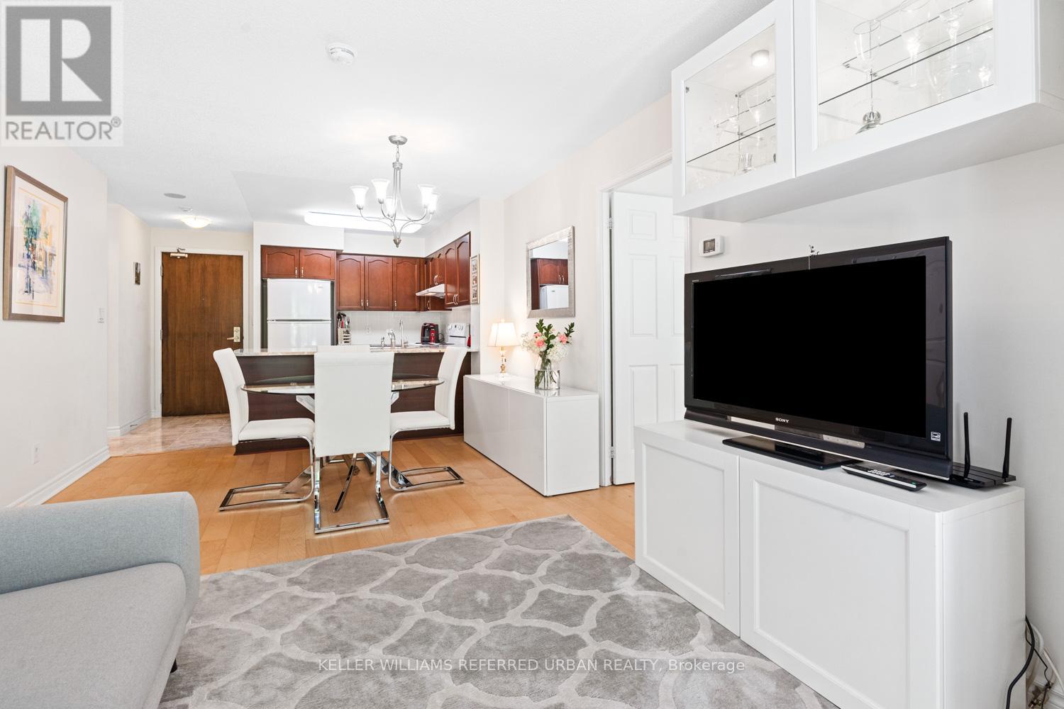 211 - 35 Hollywood Avenue, Toronto, Ontario  M2N 0A9 - Photo 14 - C12242968
