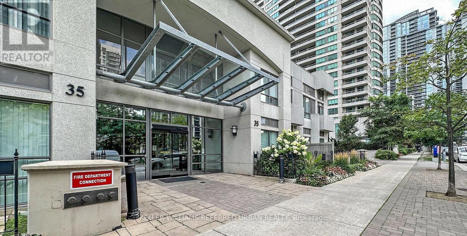 211 - 35 Hollywood Avenue, Toronto, Ontario  M2N 0A9 - Photo 32 - C12242968