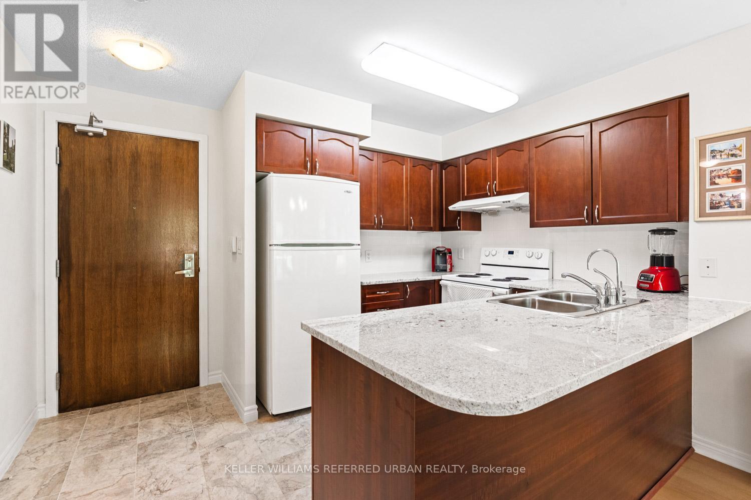 211 - 35 Hollywood Avenue, Toronto, Ontario  M2N 0A9 - Photo 6 - C12242968