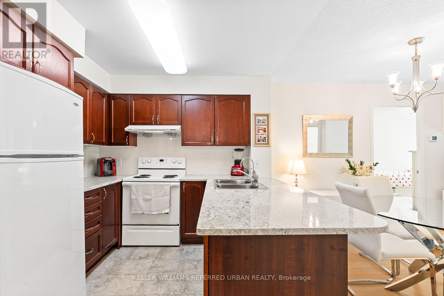 211 - 35 Hollywood Avenue, Toronto, Ontario  M2N 0A9 - Photo 7 - C12242968