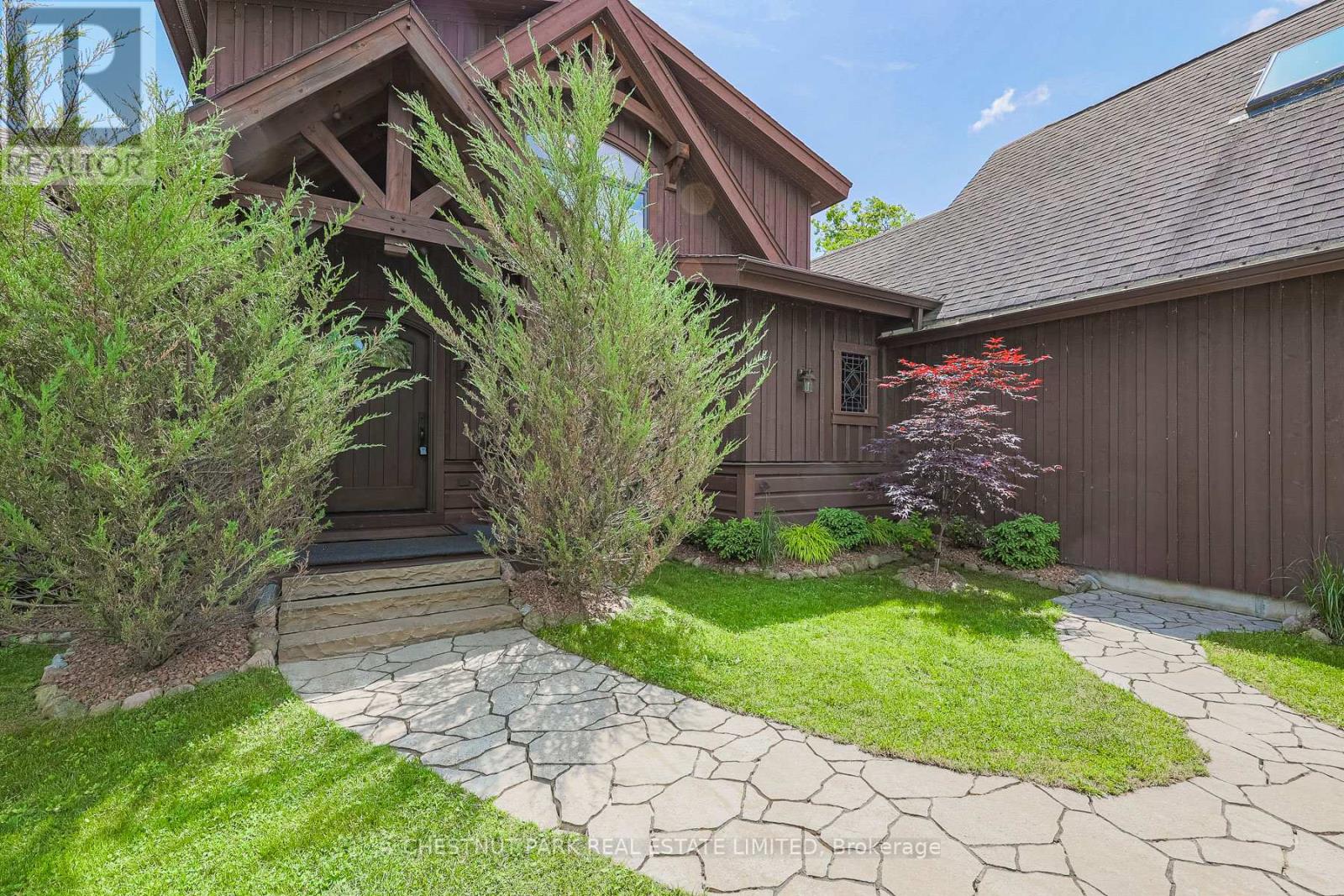 3531 Crescent Harbour Road, Innisfil, Ontario  L9S 2Y7 - Photo 2 - N12242986