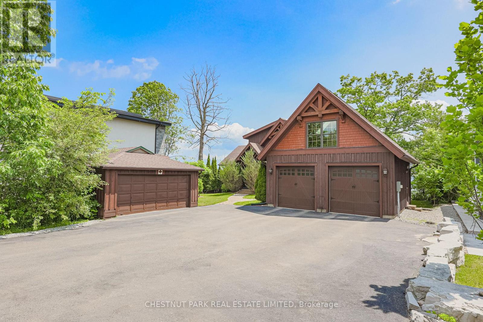 3531 Crescent Harbour Road, Innisfil, Ontario  L9S 2Y7 - Photo 3 - N12242986