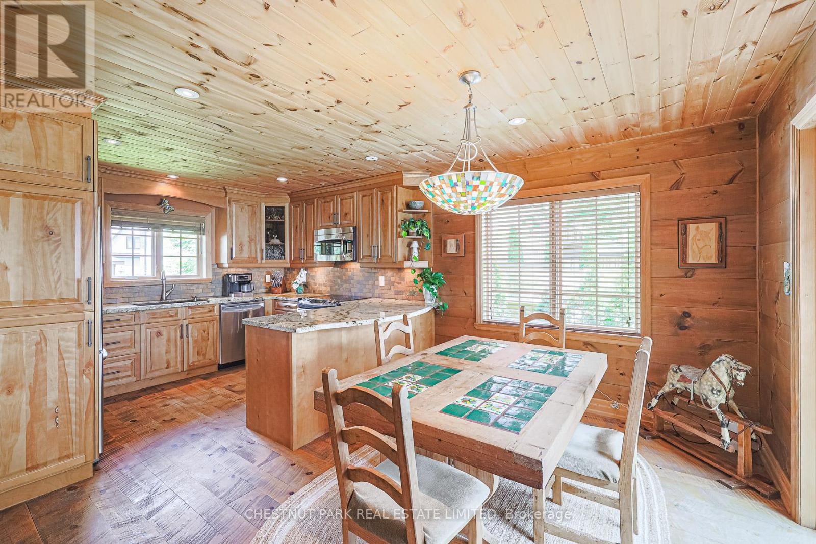 3531 Crescent Harbour Road, Innisfil, Ontario  L9S 2Y7 - Photo 8 - N12242986