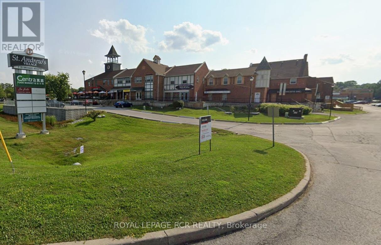 5 - 2 ORCHARD HEIGHTS BOULEVARD, Aurora, Ontario