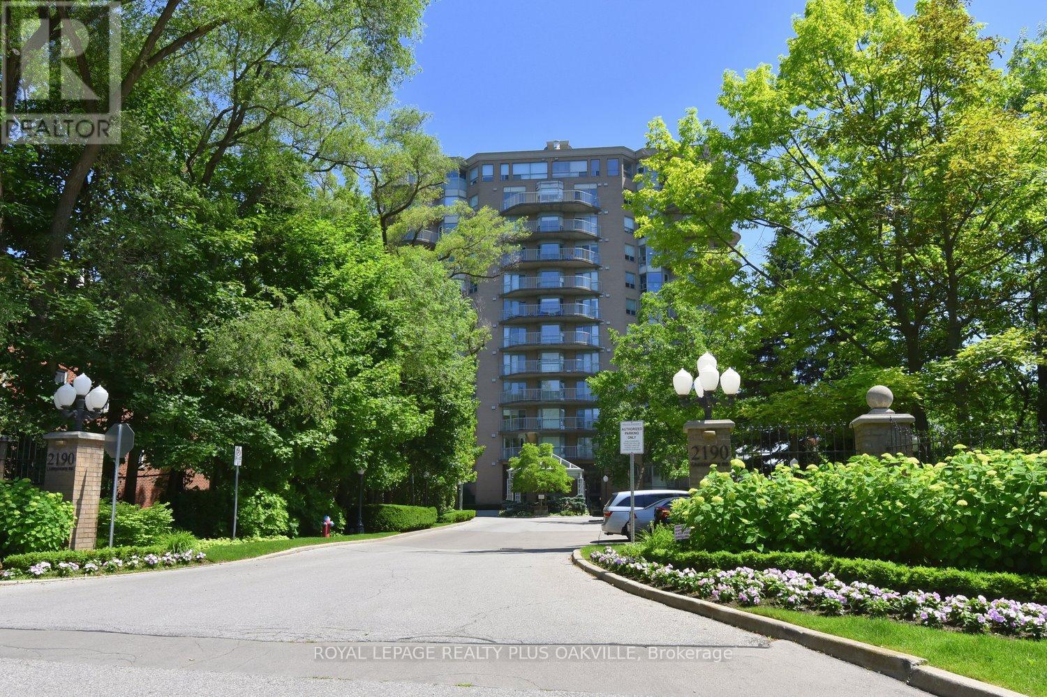 Property at 204 - 2190 LAKESHORE ROAD image 3