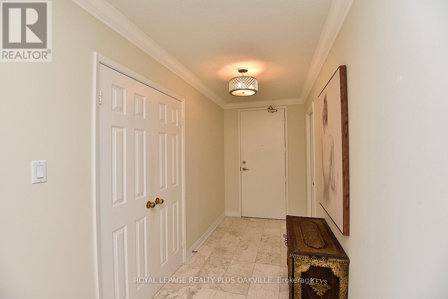 Property at 204 - 2190 LAKESHORE ROAD image 4