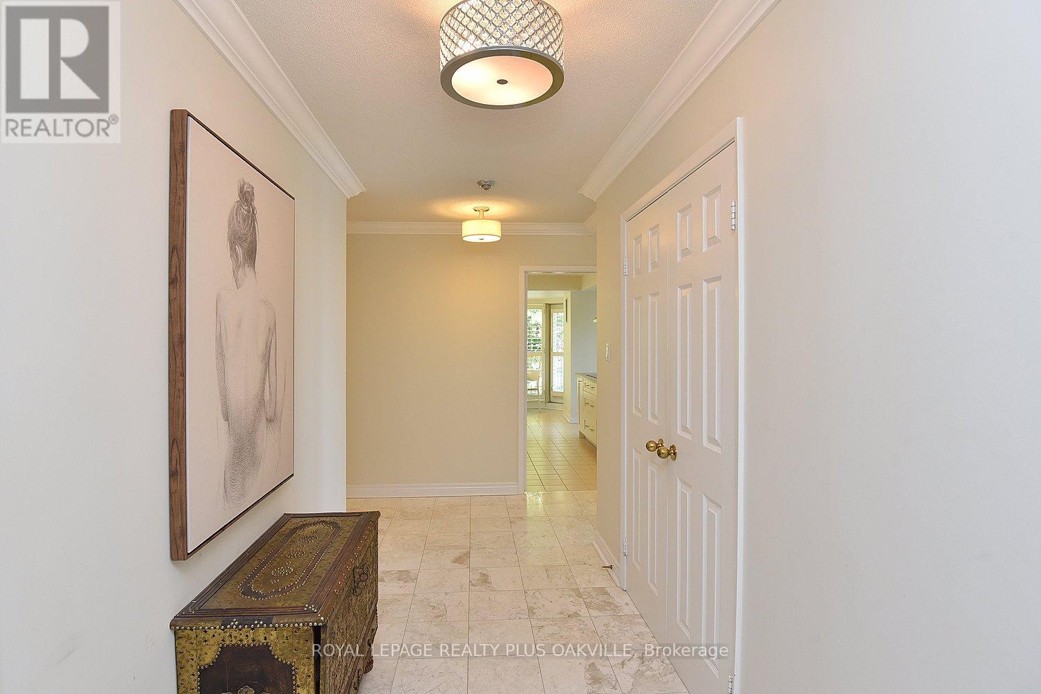 Property at 204 - 2190 LAKESHORE ROAD image 5