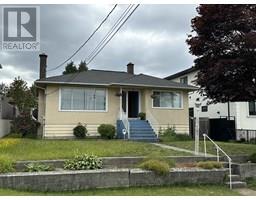 5529 BOOTH AVENUE, Burnaby, British Columbia