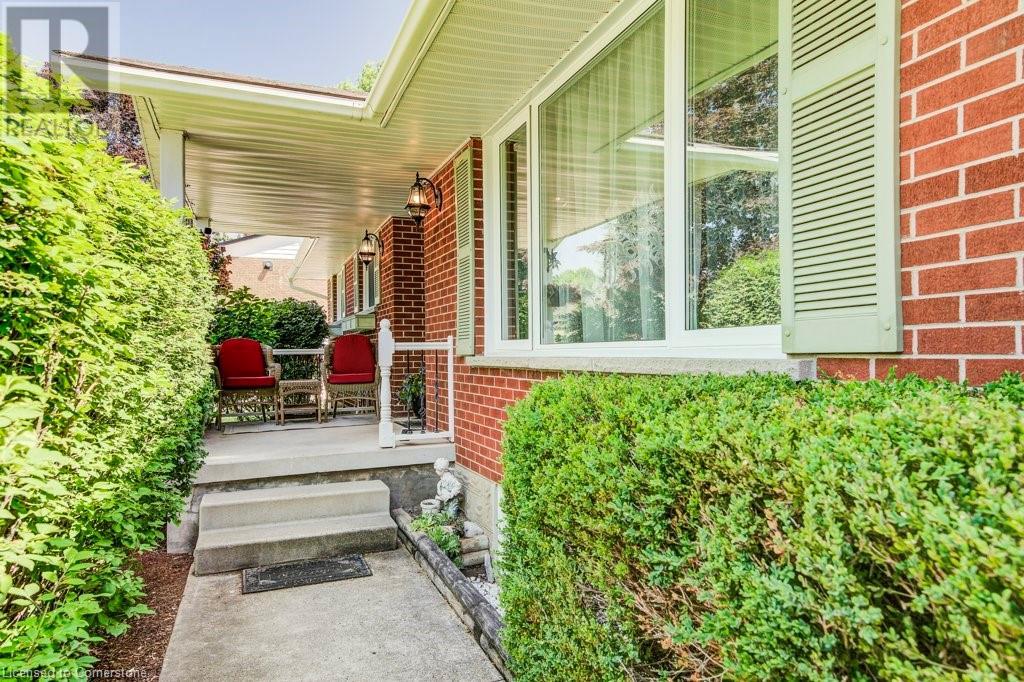 Property at 18 MARSHALL Avenue image 5