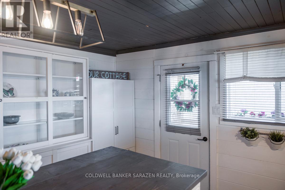 637 Mcewen Lane, Horton, Ontario  K7V 3Z8 - Photo 11 - X12243085