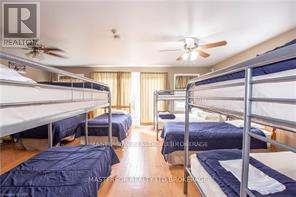 9268 Lundys Lane, Niagara Falls (Forestview), Ontario  L2H 0T5 - Photo 26 - X12243098
