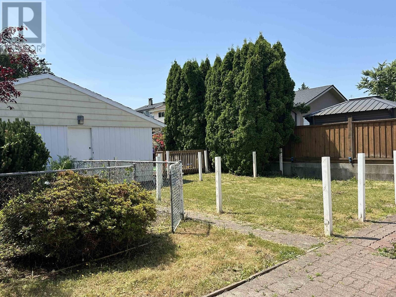 5858 Bryant Street, Burnaby, British Columbia  V5H 1X6 - Photo 13 - R3019620