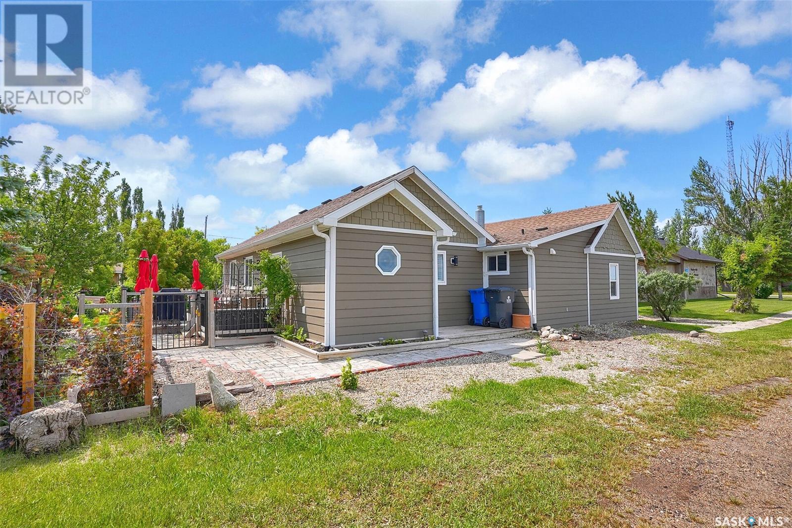 209 Railway STREET, earl grey, Saskatchewan