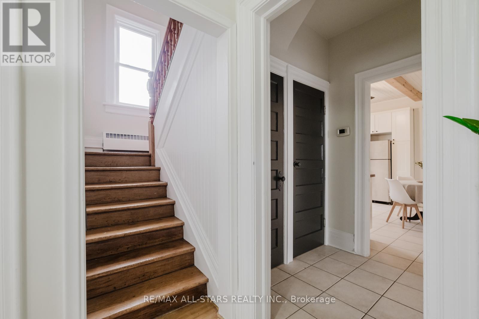 249 Main Street N, Markham (Old Markham Village), Ontario  L3P 1Y6 - Photo 13 - N12243081