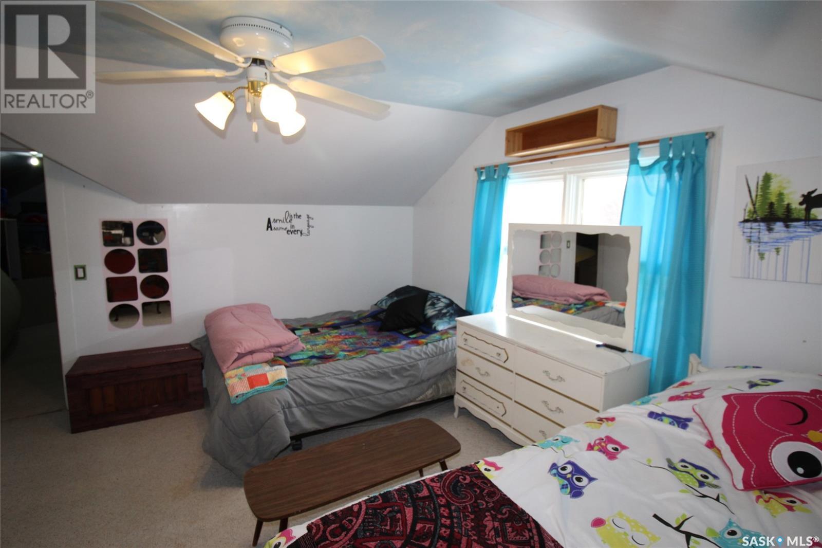 663 2nd Street E, Shaunavon, Saskatchewan  S0N 2M0 - Photo 27 - SK000443
