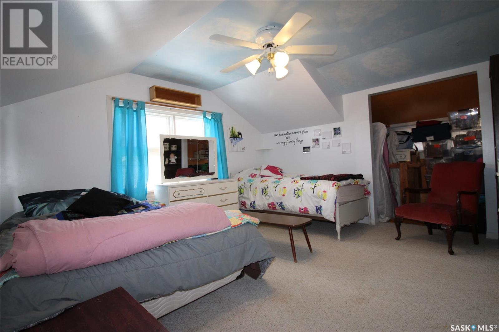 663 2nd Street E, Shaunavon, Saskatchewan  S0N 2M0 - Photo 26 - SK000443