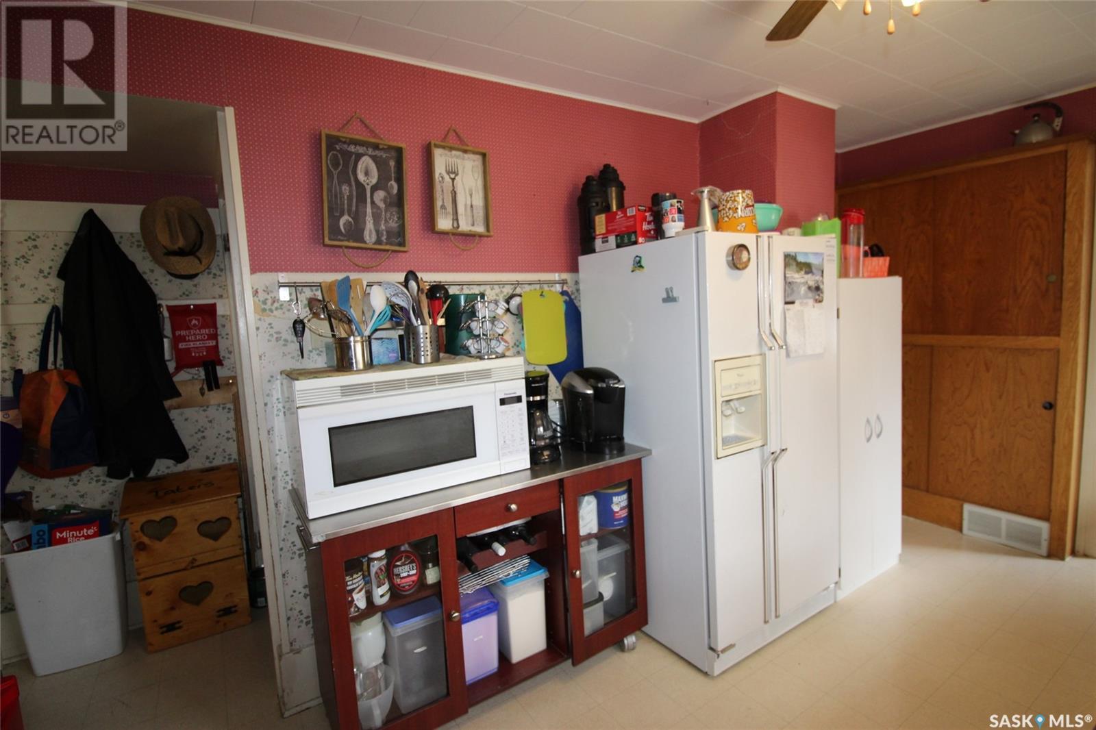 663 2nd Street E, Shaunavon, Saskatchewan  S0N 2M0 - Photo 15 - SK000443