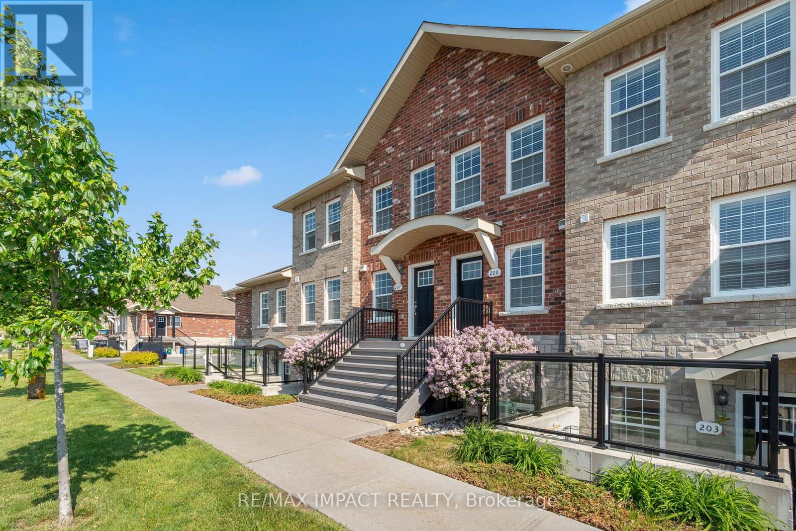Property at 208 - 440 LONSBERRY DRIVE image 1