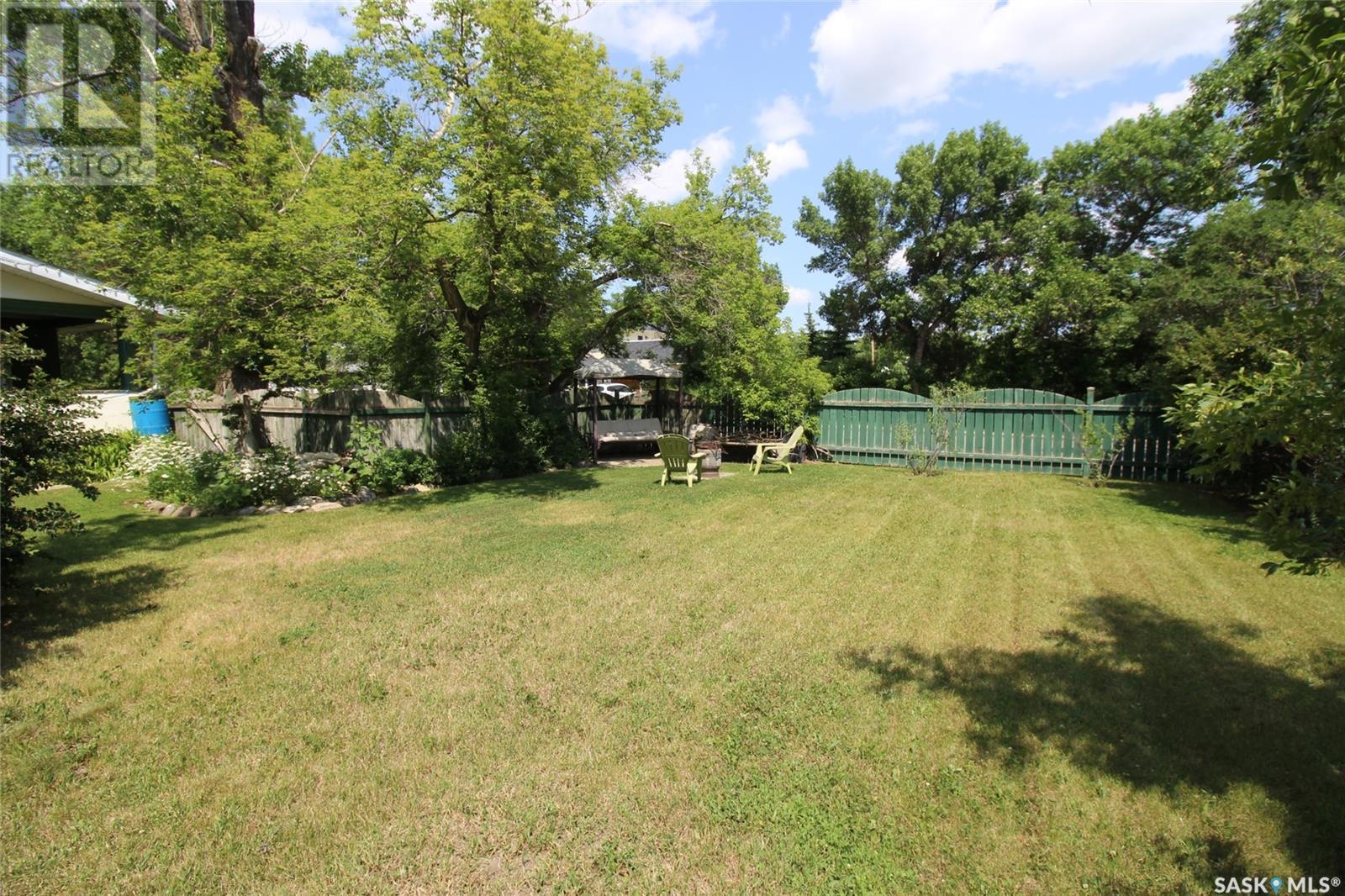 663 2nd Street E, Shaunavon, Saskatchewan  S0N 2M0 - Photo 37 - SK000443