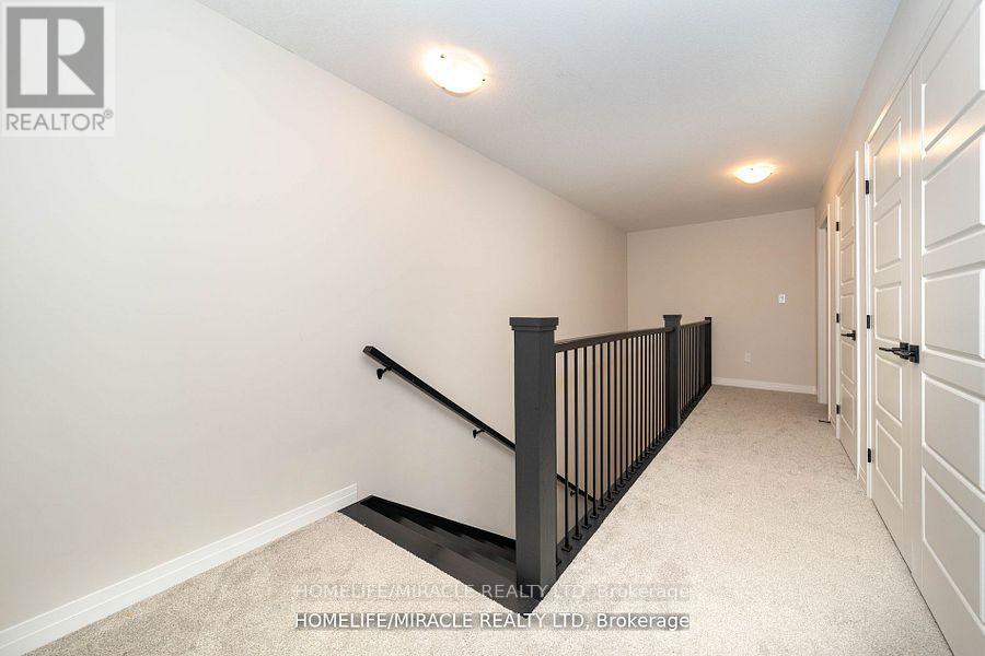 139 Siebert Avenue, Kitchener, Ontario  N2C 2A5 - Photo 13 - X12243109