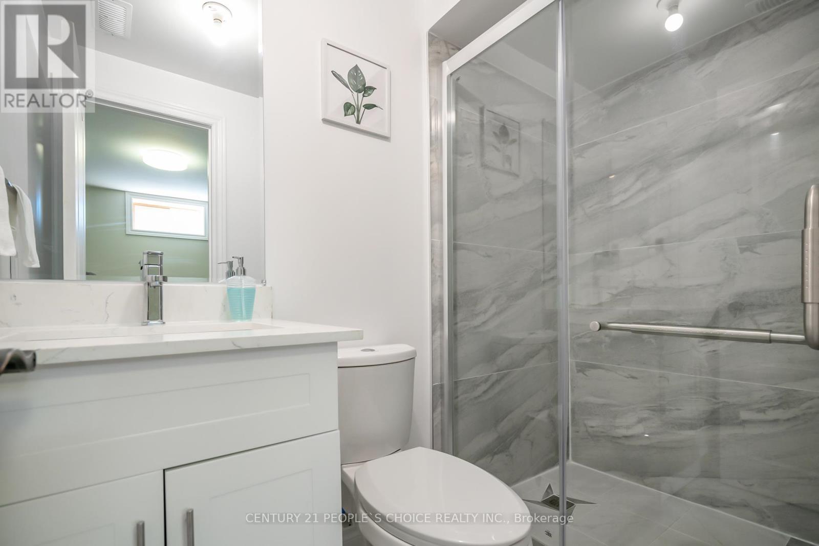 45 Chestnut Street W, St. Catharines, Ontario  L2T 2E5 - Photo 33 - X12243125