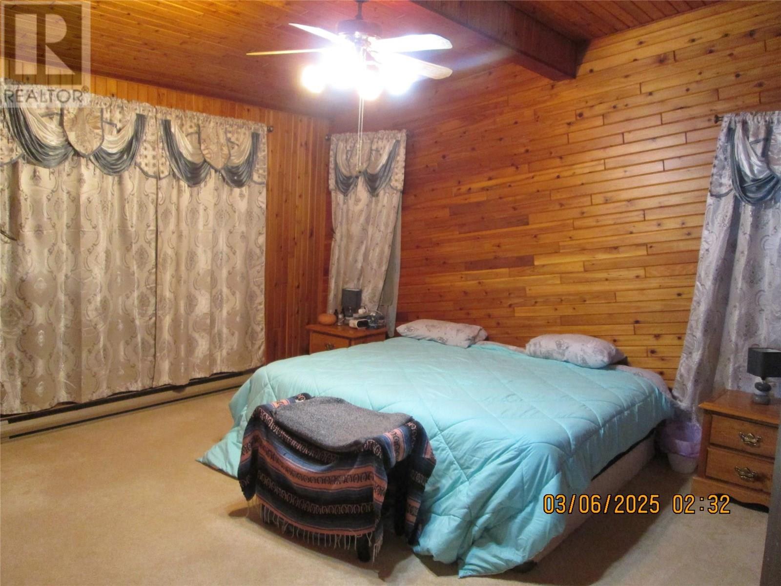 Property at 5305 Meadow Creek Crescent image 3