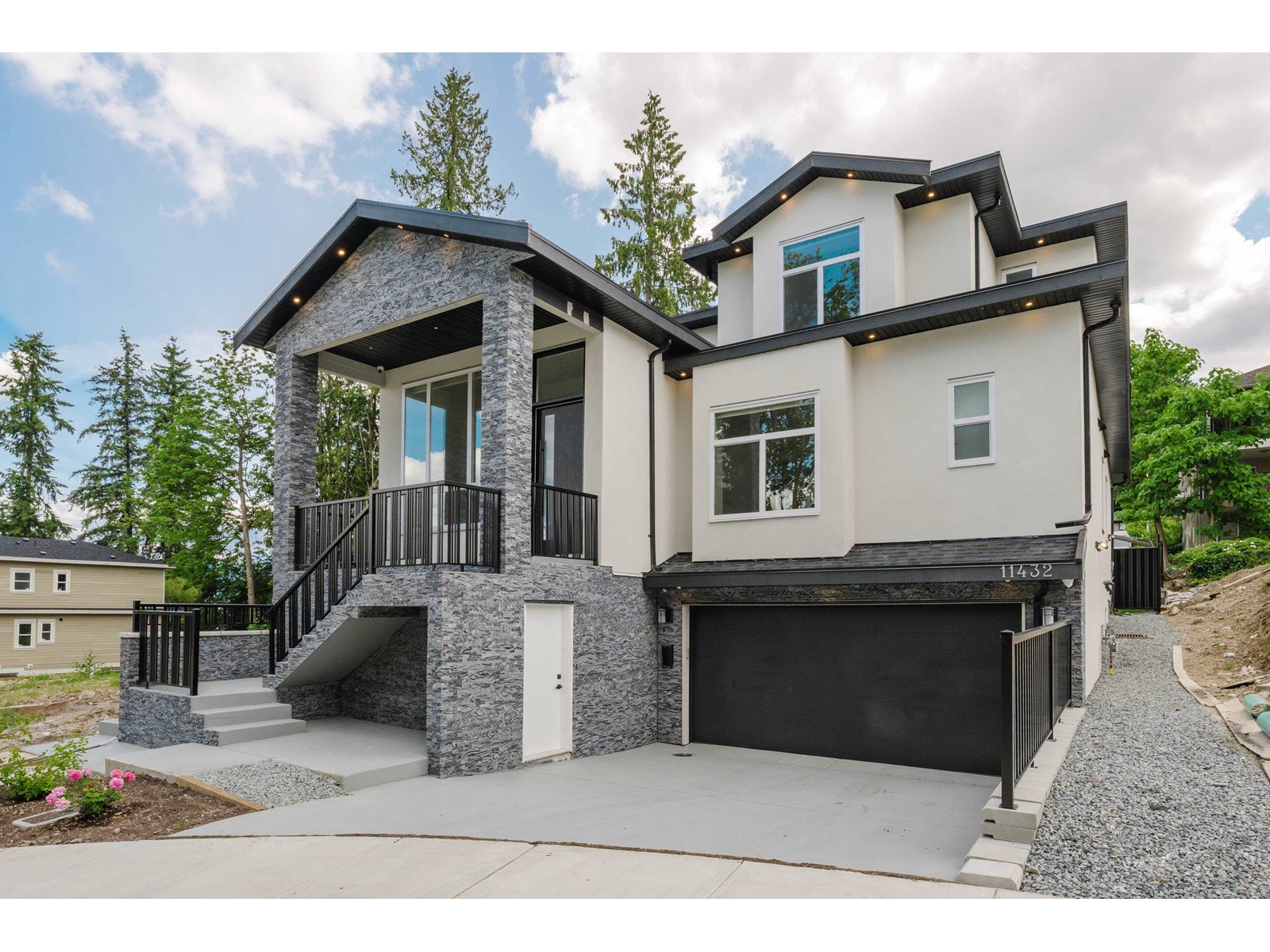 11432 138A STREET, surrey, British Columbia V3T4L1