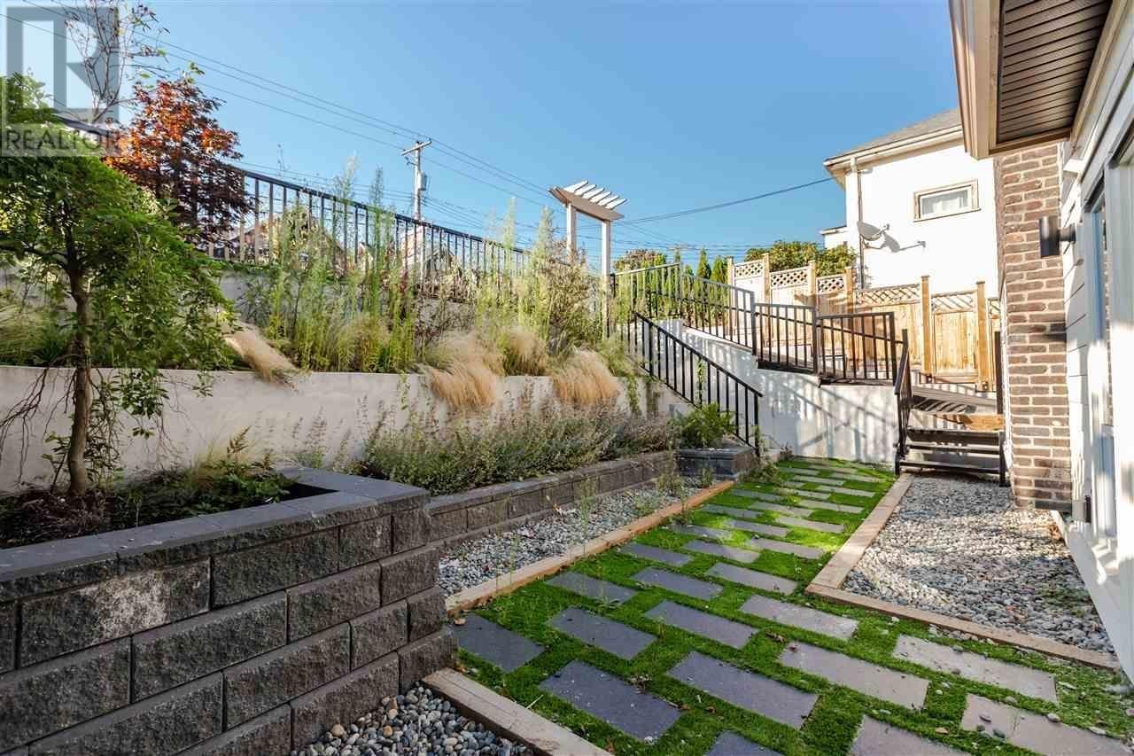 1 1408 Sixth Avenue, New Westminster, British Columbia  V3M 2C6 - Photo 3 - R3019673