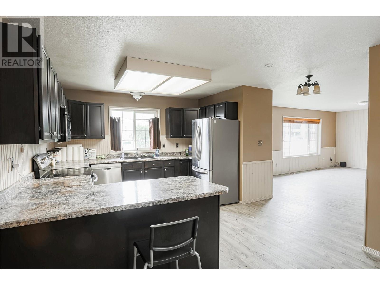 Property at 785 Clement Avenue image 5